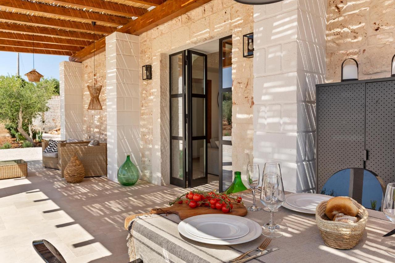 Vilaa Isa Beautiful Villa And Trullo In Остуни Экстерьер фото